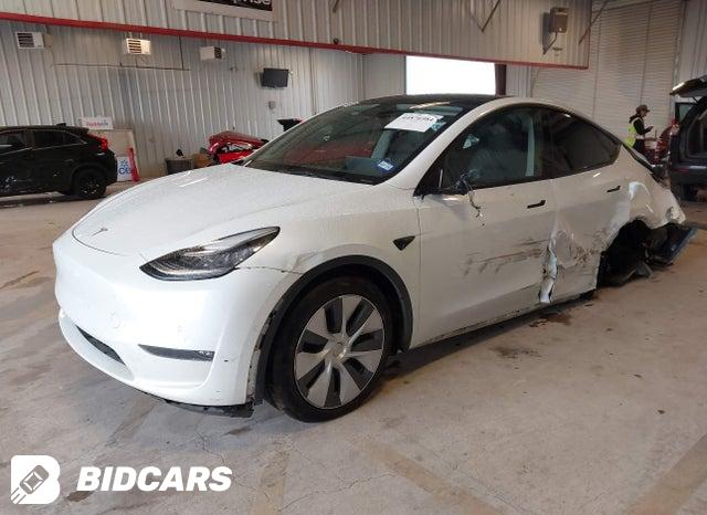 7SAYGDEE3NA015093 2022 Tesla Model Y photo no. 2