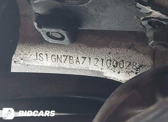 JS1GN7BA712100028 2001 Suzuki GSX-R600 photo no. 10