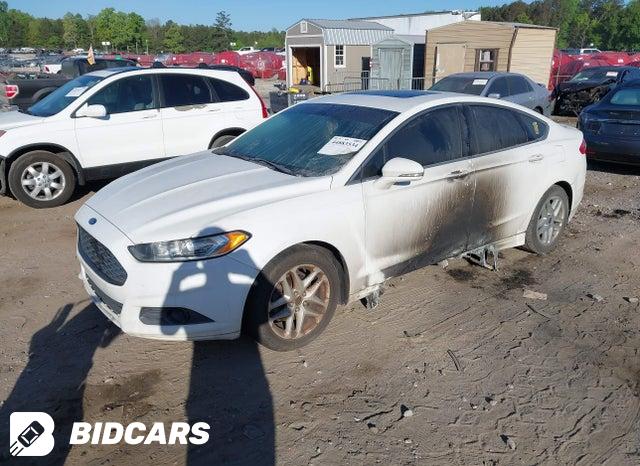 1FA6P0HD0F5111663 2015 Ford Fusion photo no. 2