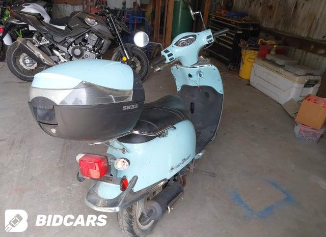 RFGBS1D0XGXBC3353 2016 SYM Scooter photo no. 4