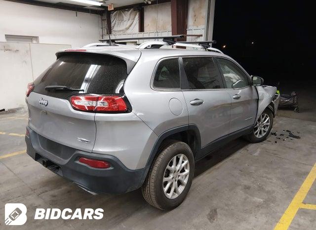 1C4PJMCS5HD220528 2017 Jeep Cherokee photo no. 4