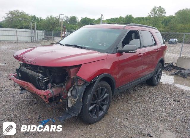 1FM5K8D89HGB09229 2017 Ford Explorer photo no. 2