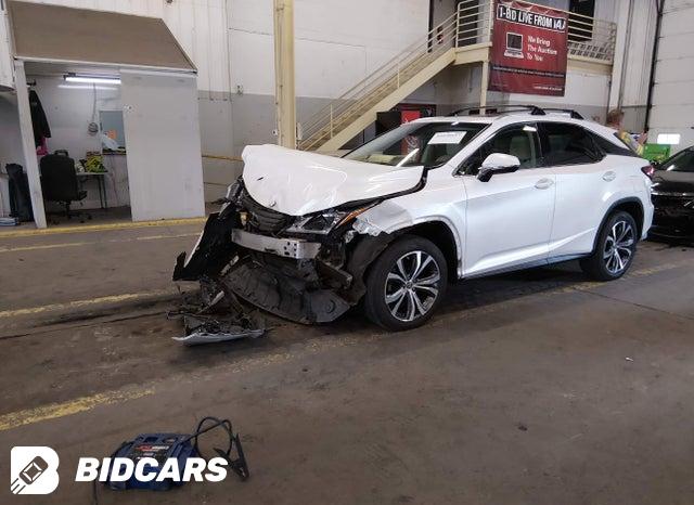 2T2BZMCA1JC135775 2018 Lexus RX photo no. 2