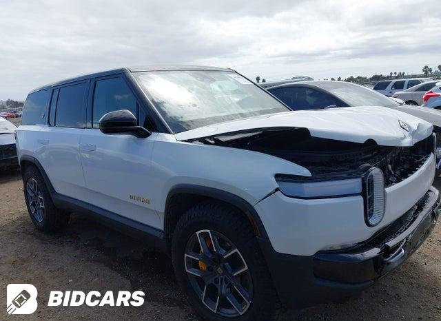 7PDSGABAXPN016356 2023 Rivian R1S photo no. 14