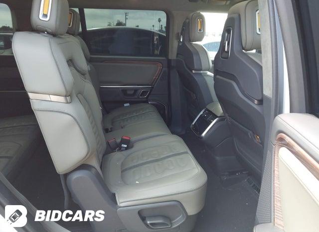 7PDSGABAXPN016356 2023 Rivian R1S photo no. 8