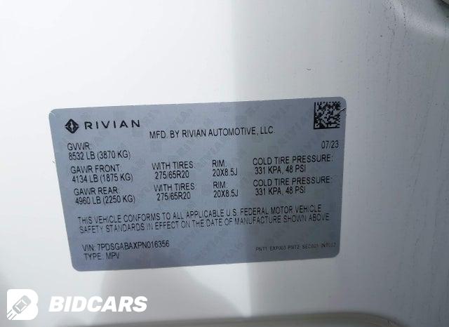 7PDSGABAXPN016356 2023 Rivian R1S photo no. 9