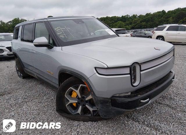 7PDSGABA9PN030149 2023 Rivian R1S photo no. 1