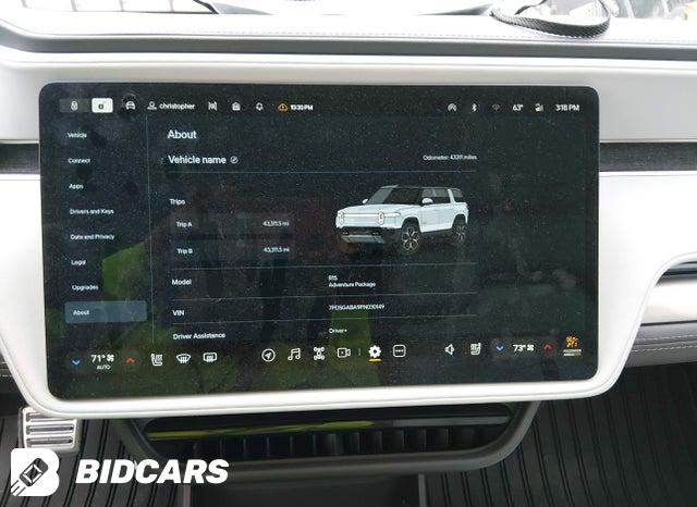 7PDSGABA9PN030149 2023 Rivian R1S photo no. 19