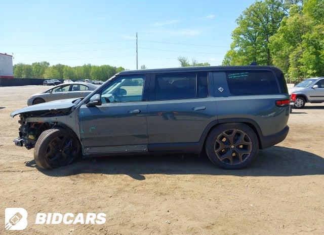 7PDSGABP9TN079995 2026 Rivian R1S photo no. 15