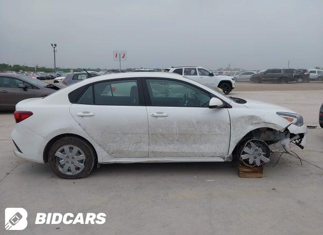 3KPA24AD9ME425091 2021 KIA Rio photo no. 13