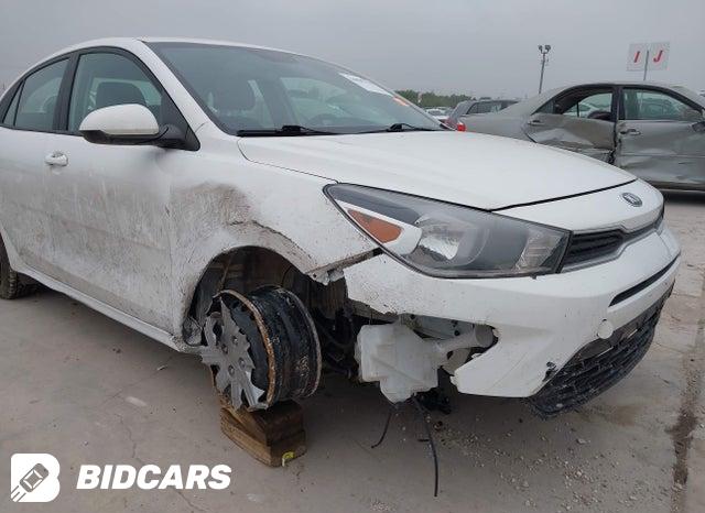 3KPA24AD9ME425091 2021 KIA Rio photo no. 6