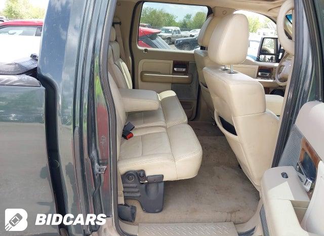 1FTPW14584KC95738 2004 Ford F-150 photo no. 8