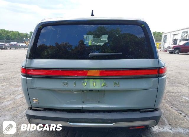 7PDSGABA4PN025716 2023 Rivian R1S photo no. 16