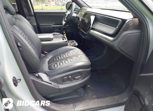 7PDSGABA4PN025716 2023 Rivian R1S photo no. 5