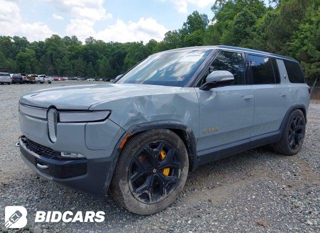 7PDSGABA4PN025716 2023 Rivian R1S photo no. 6
