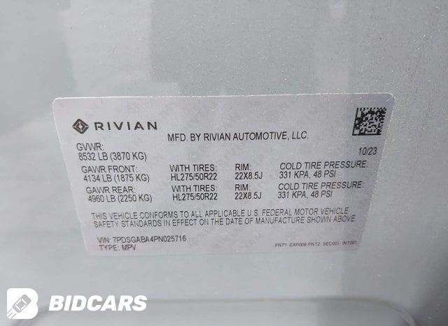 7PDSGABA4PN025716 2023 Rivian R1S photo no. 9