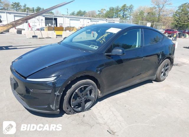 7SAYGDEE6TF359470 2026 Tesla Model Y photo no. 2