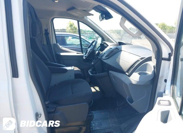 1FTYR1YG2HKA28365 2017 Ford Transit-250 photo no. 5
