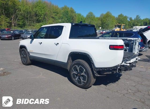 7FCTGAAA2NN011530 2022 Rivian R1T photo no. 3