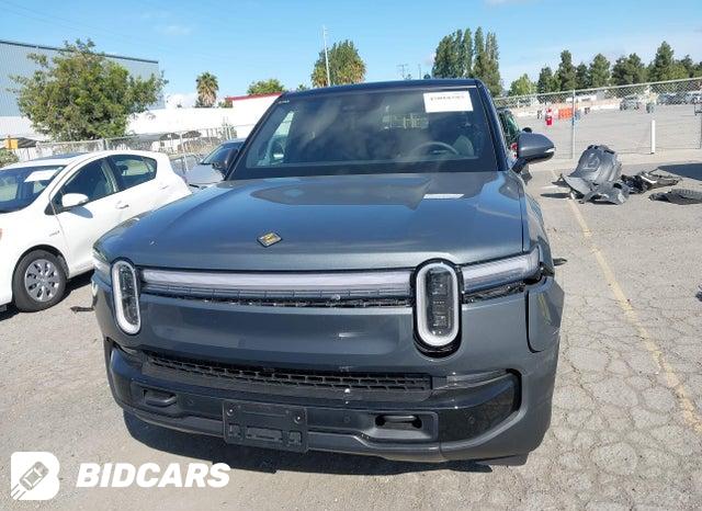 7PDSGCBA3TN089073 2026 Rivian R1S photo no. 13