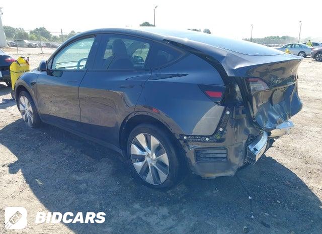 7SAYGDED8RF094647 2024 Tesla Model Y photo no. 3