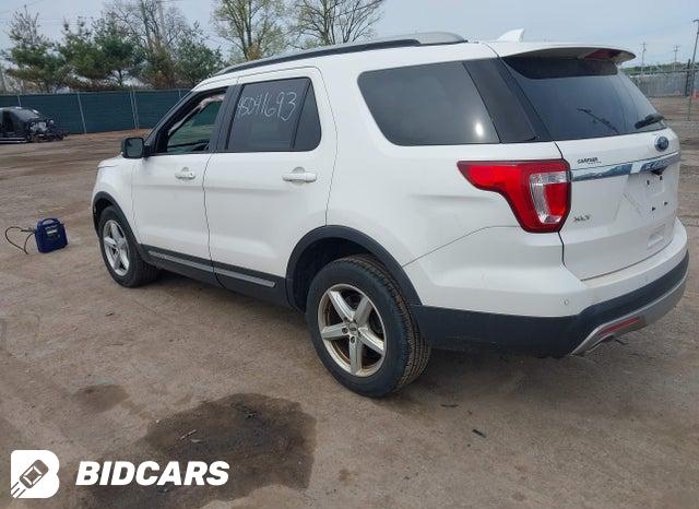 1FM5K7D85HGD50957 2017 Ford Explorer photo no. 3