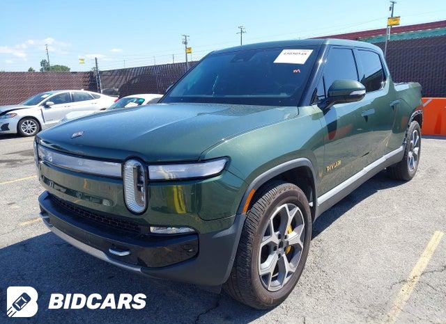 7FCTGAAA2PN017976 2023 Rivian R1T photo no. 2