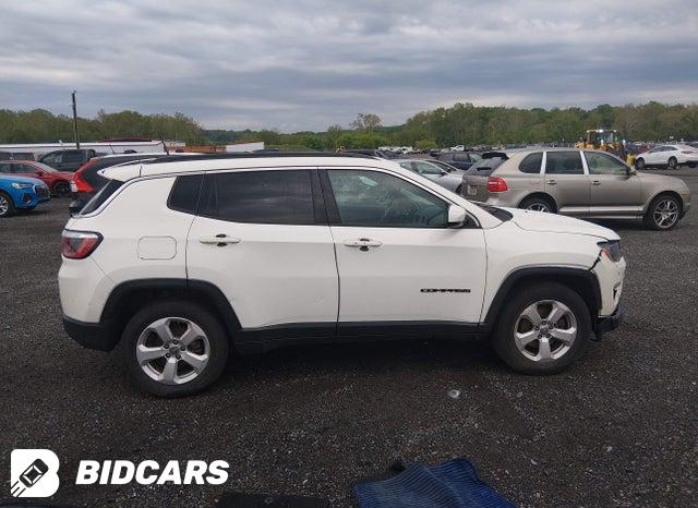 3C4NJDBB3JT175808 2018 Jeep Compass photo no. 13