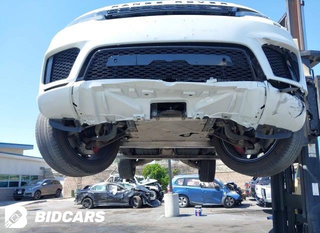 SALWS2SU3KA864160 2019 Land Rover Range Rover photo no. 20