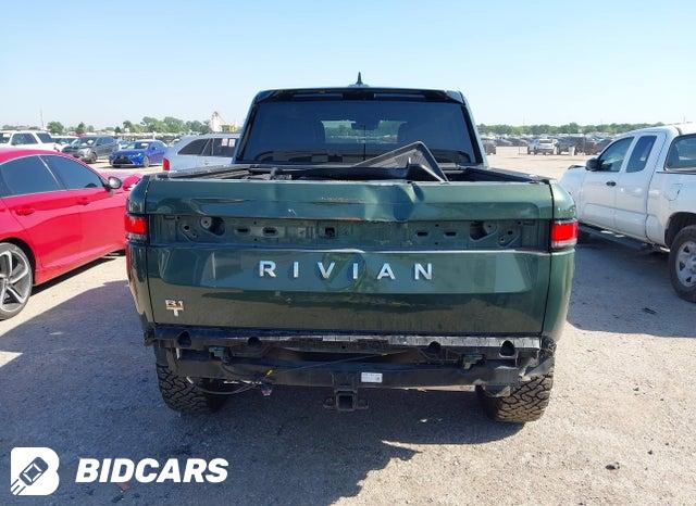 7FCTGAAL4NN004483 2022 Rivian R1T photo no. 16