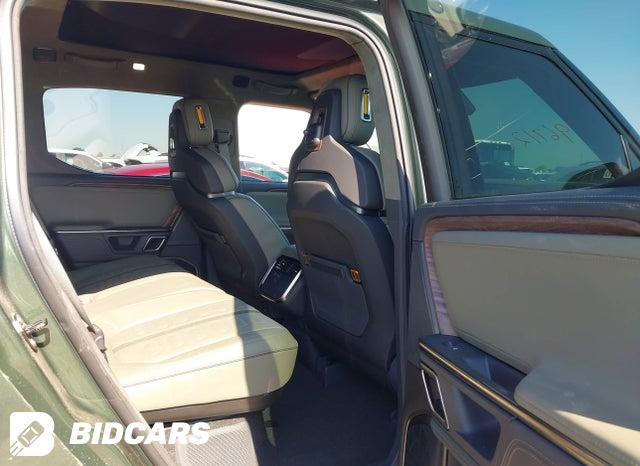 7FCTGAAL4NN004483 2022 Rivian R1T photo no. 8