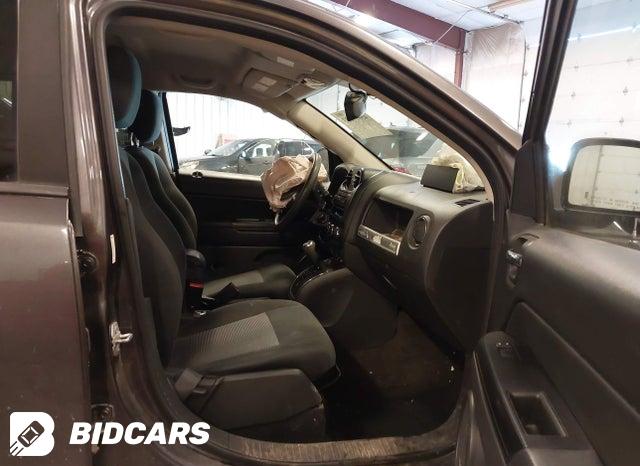 1C4NJDBB7GD520465 2016 Jeep Compass photo no. 5