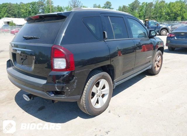 1C4NJDBB2GD617735 2016 Jeep Compass photo no. 4