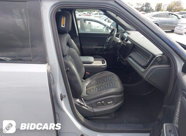 7PDSGABA0PN019590 2023 Rivian R1S photo no. 5