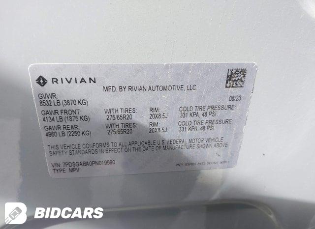 7PDSGABA0PN019590 2023 Rivian R1S photo no. 9