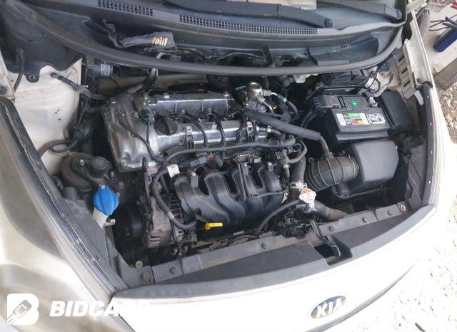 KNADM4A38G6660071 2016 KIA Rio photo no. 10