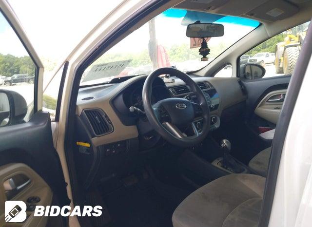 KNADM4A38G6660071 2016 KIA Rio photo no. 5