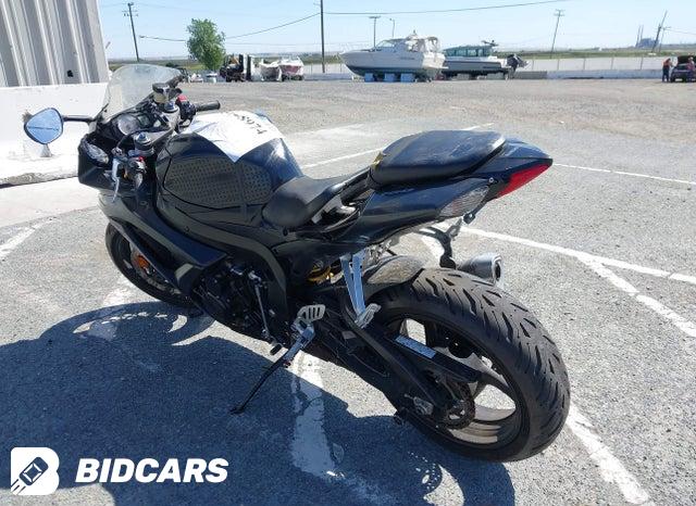 JS1GR7LA482105569 2008 Suzuki GSX-R750 photo no. 3