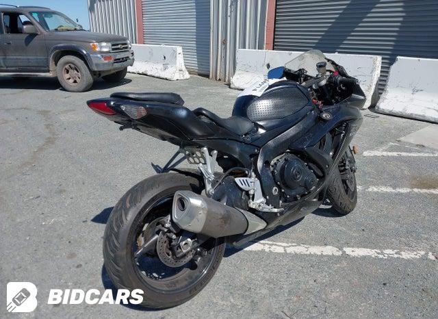 JS1GR7LA482105569 2008 Suzuki GSX-R750 photo no. 4