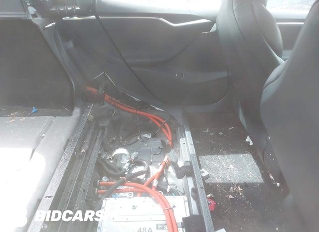 2017 Tesla MODEL S — VIN 5YJSA1E19HF202443, şəkil 8