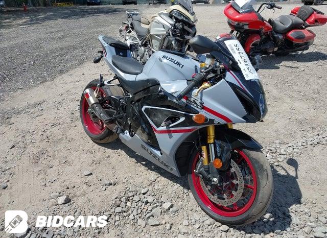 JS1DM11H6R7100179 2024 Suzuki GSX-R1000 photo no. 1