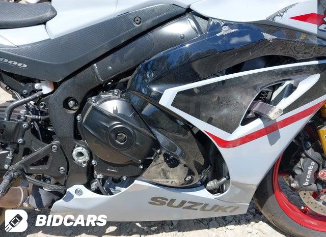 JS1DM11H6R7100179 2024 Suzuki GSX-R1000 photo no. 8