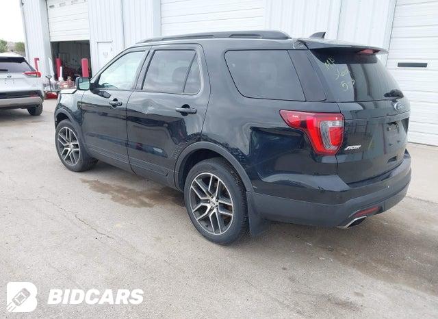 1FM5K8GTXHGD75617 2017 Ford Explorer photo no. 3