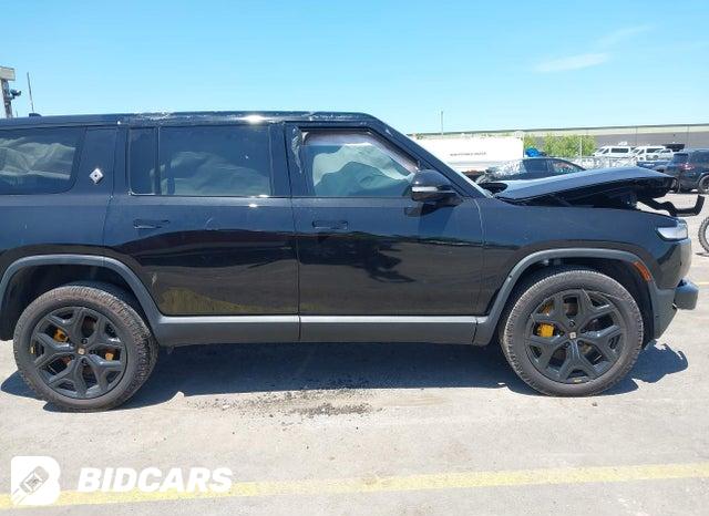 7PDSGABA1PN028802 2023 Rivian R1S photo no. 13