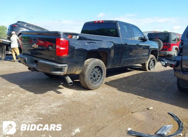 1GCVKREC5JZ347375 2018 Chevrolet Silverado 1500 photo no. 4