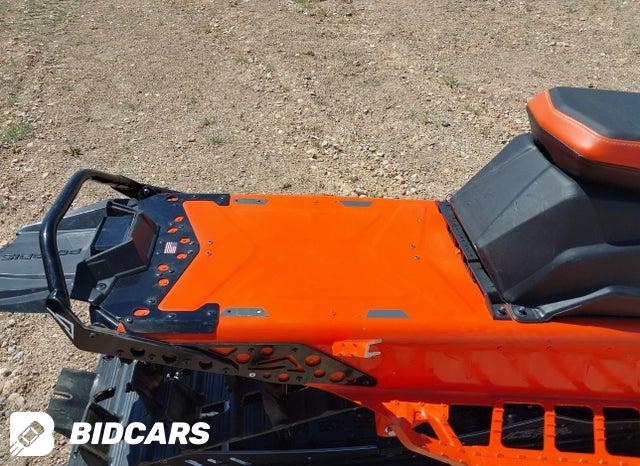 SN1TFM9B0RC227690 2024 Polaris Pro Rmk-155 photo no. 8