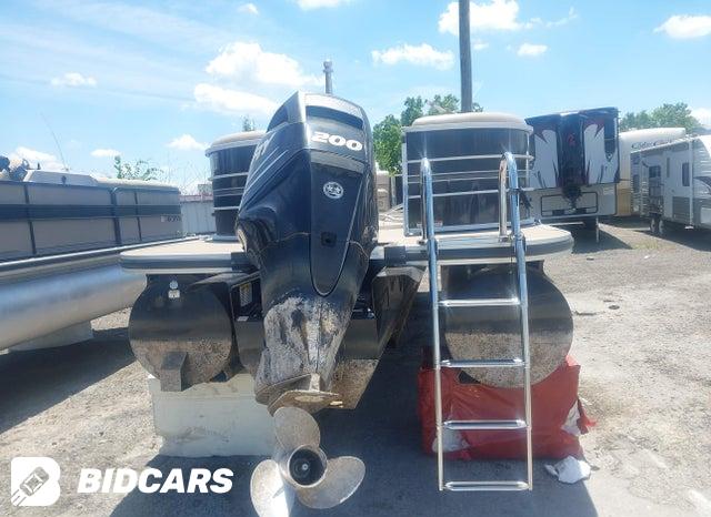 RGR03299B818 2018 Ranger Reata Rp 243c photo no. 10