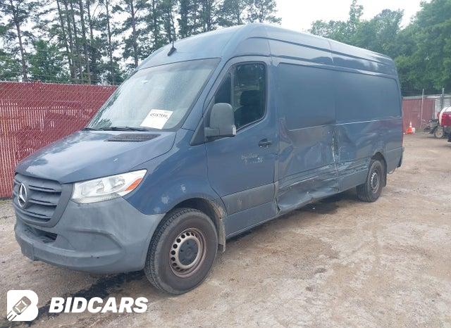 WD4PF1CD3KT012264 2019 Mercedes-Benz Sprinter 2500 photo no. 2