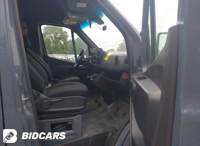 WD4PF1CD3KT012264 2019 Mercedes-Benz Sprinter 2500 photo no. 5