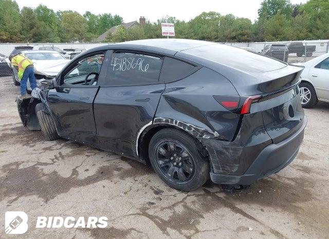 7SAYGDEE3TA640865 2026 Tesla Model Y photo no. 3